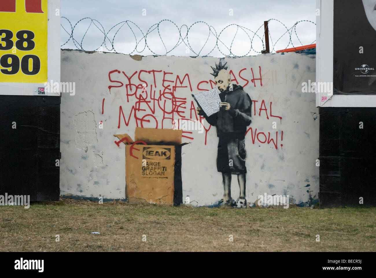 Banksy grafitti immagini e fotografie stock ad alta risoluzione Alamy