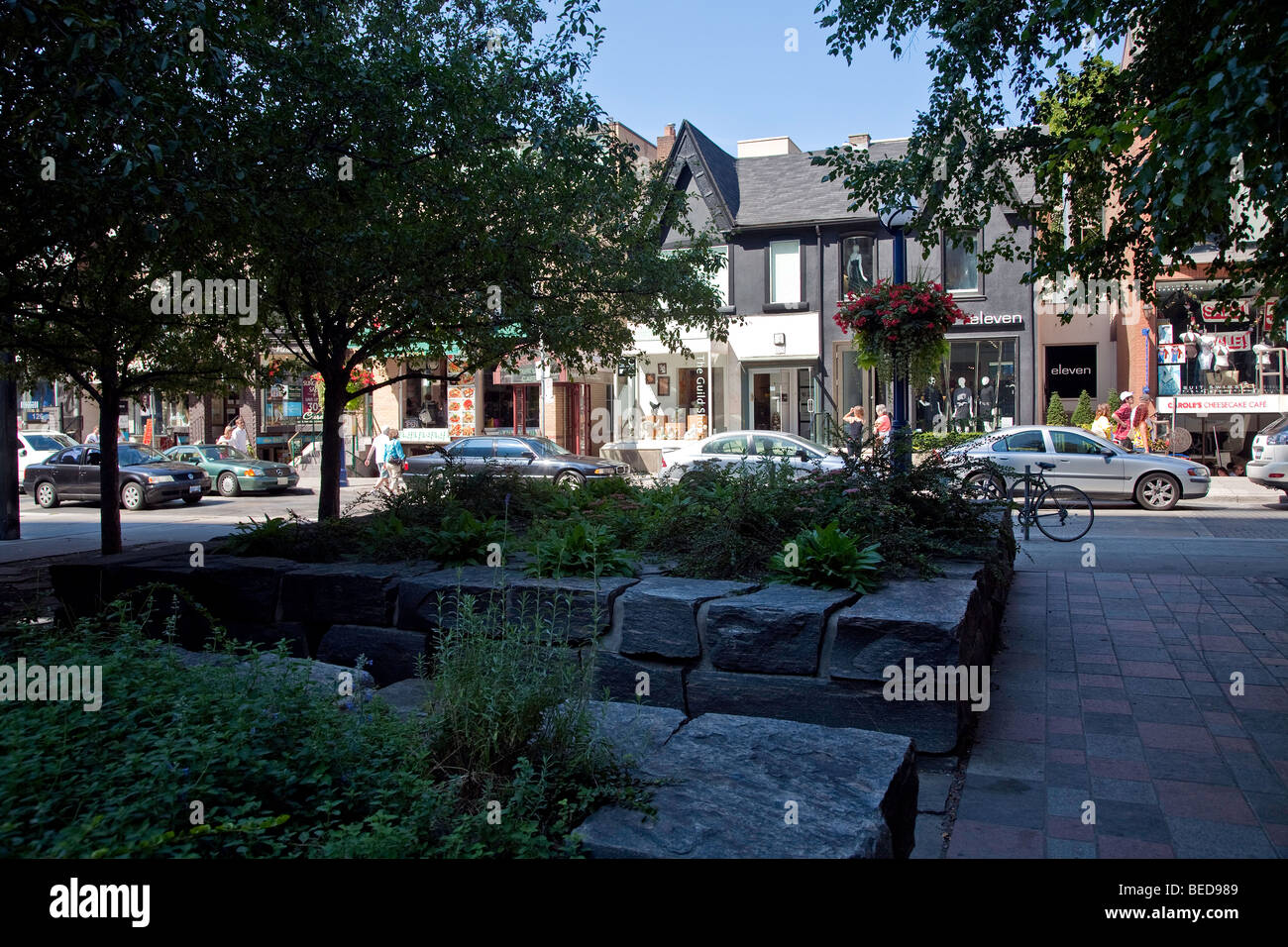 Yorkville,elegante quartiere dello shopping,Toronto, Ontario, Canada, America del Nord Foto Stock