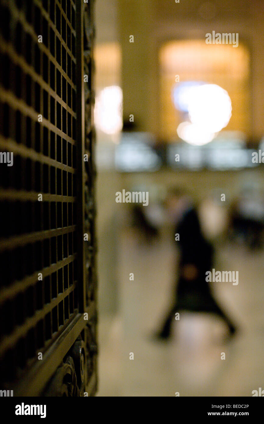 Un " commuter " presso la Grand Central Station in NYC Foto Stock