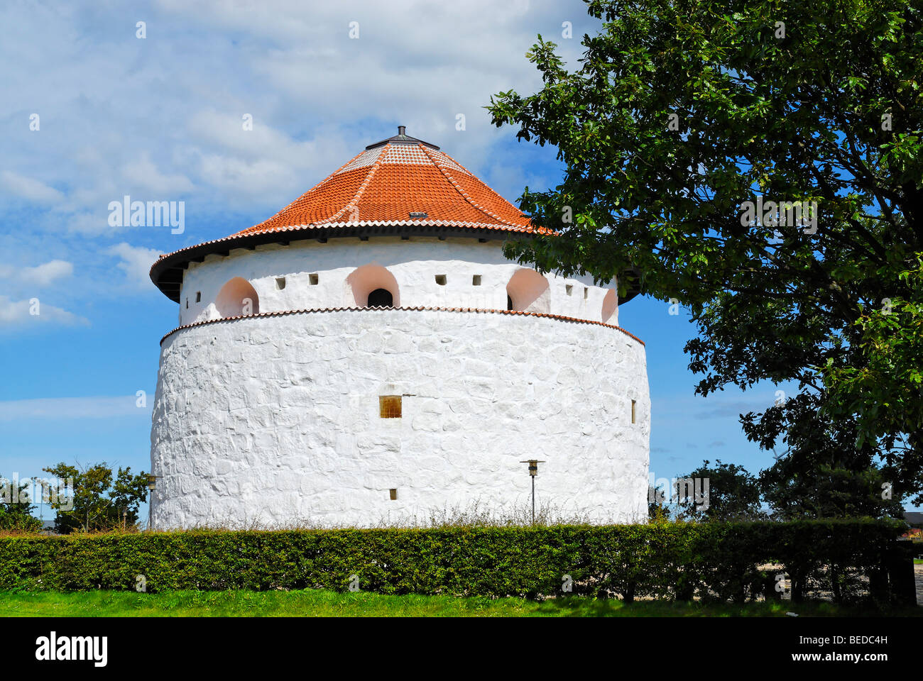 Polvere da sparo a prova di torre immagini e fotografie stock ad alta  risoluzione - Alamy