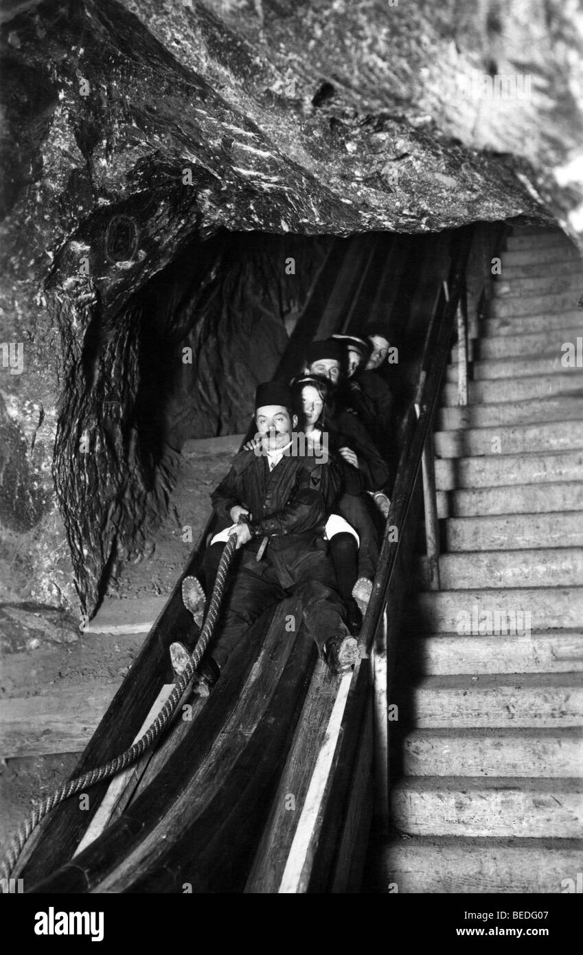 Fotografia storica, viaggio in una miniera, circa 1925 Foto Stock