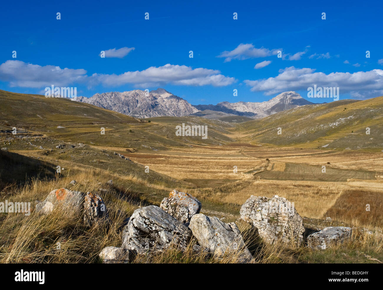 Altopiano del Gran Sasso d'Italia, Abbruzzies, Abruzzo, Italia, Europa Foto Stock