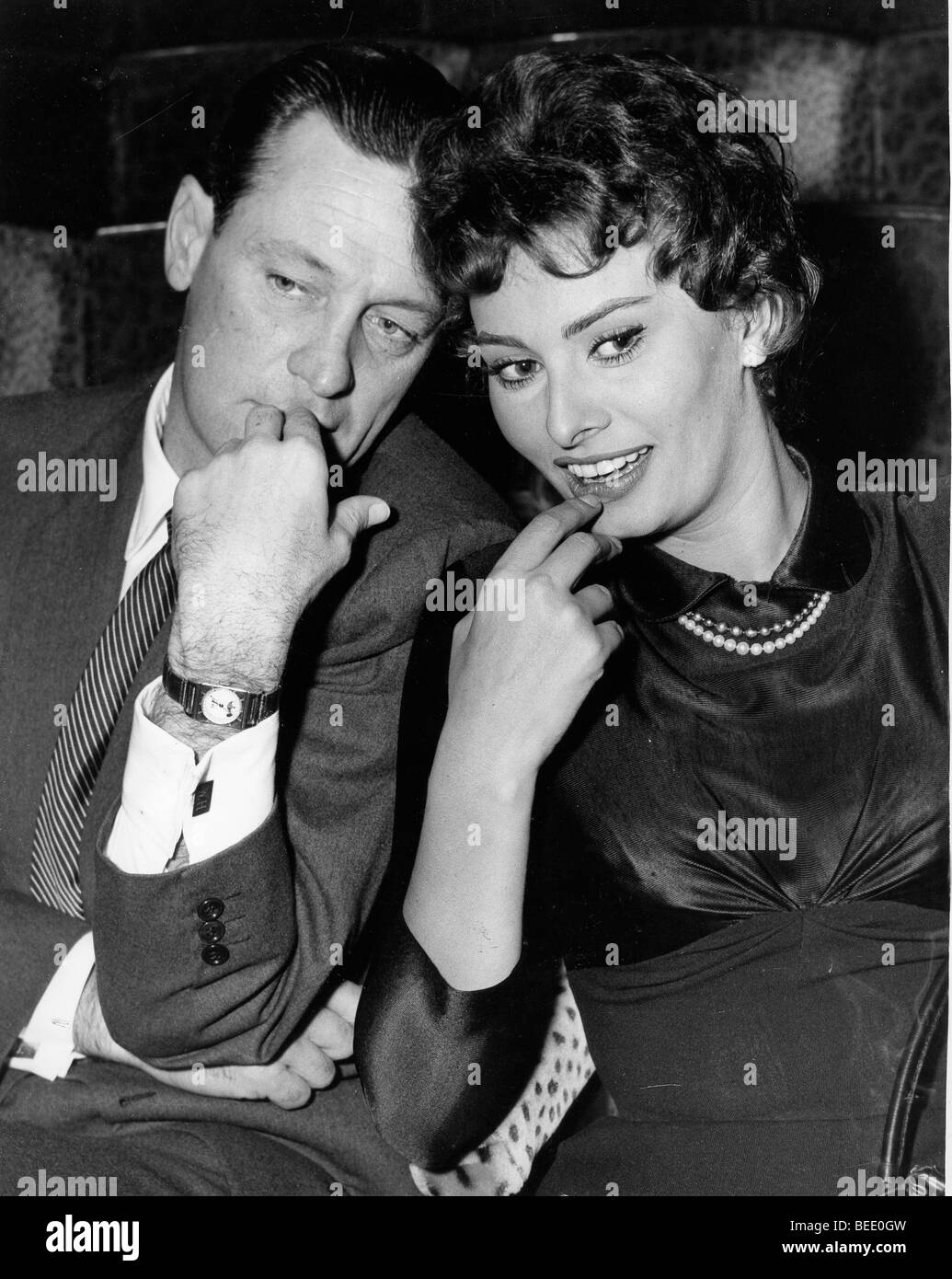 Attori Sophia Loren e William Holden al Teatro Odeon Foto Stock