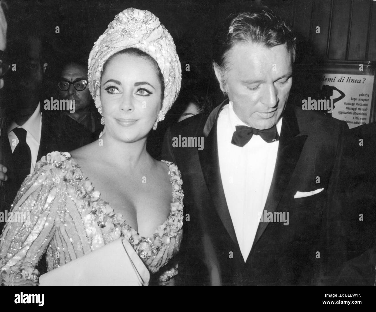 1011432 (9003107) Elizabeth "" Liz Taylor, britische Schauspielerin mit Ehemann Richard Burton, britischer Schauspieler, Rom Foto Stock