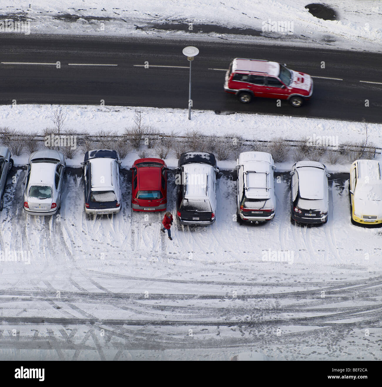 Antenna della coperta di neve auto, Reykjavik, Islanda Foto Stock