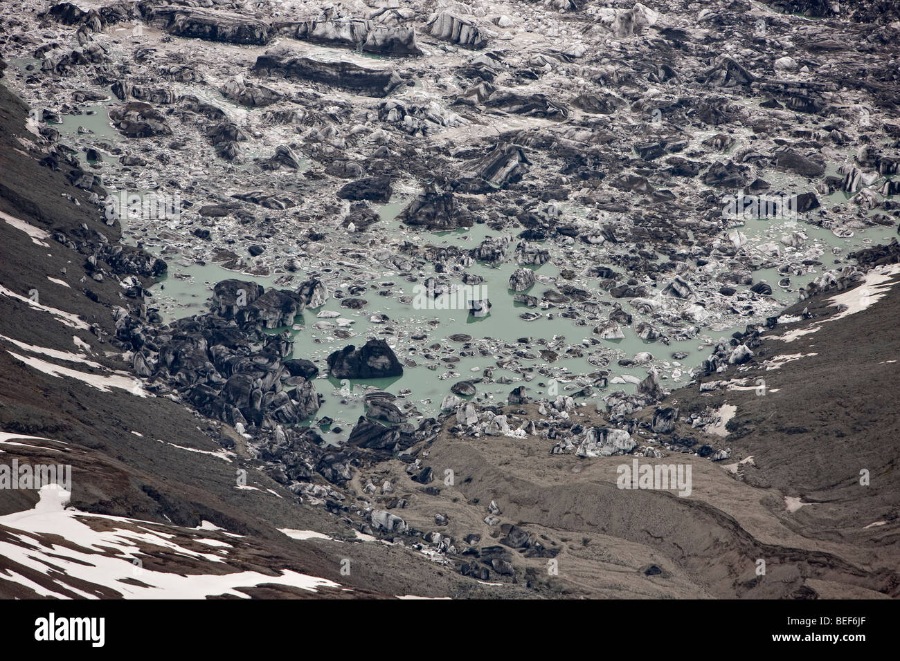 Vista aerea di pompaggio modelli glaciale, Vatnajokull calotta di ghiaccio, Islanda Foto Stock