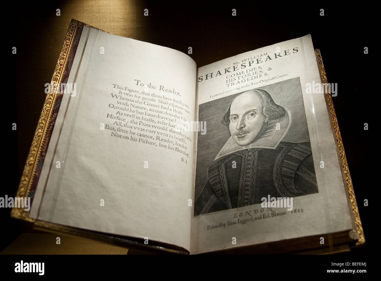 Il sig. Williams Shakespeare's commedie, storie e tragedie dentro la Folger Shakespeare Library di Washington DC Foto Stock