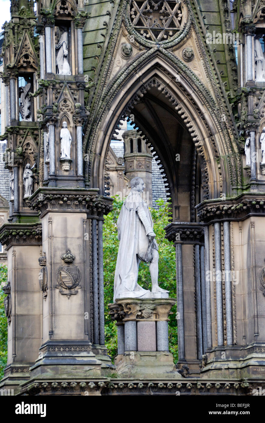 Statua del Principe Albert in Albert Square, Manchester, Inghilterra, Regno Unito Foto Stock