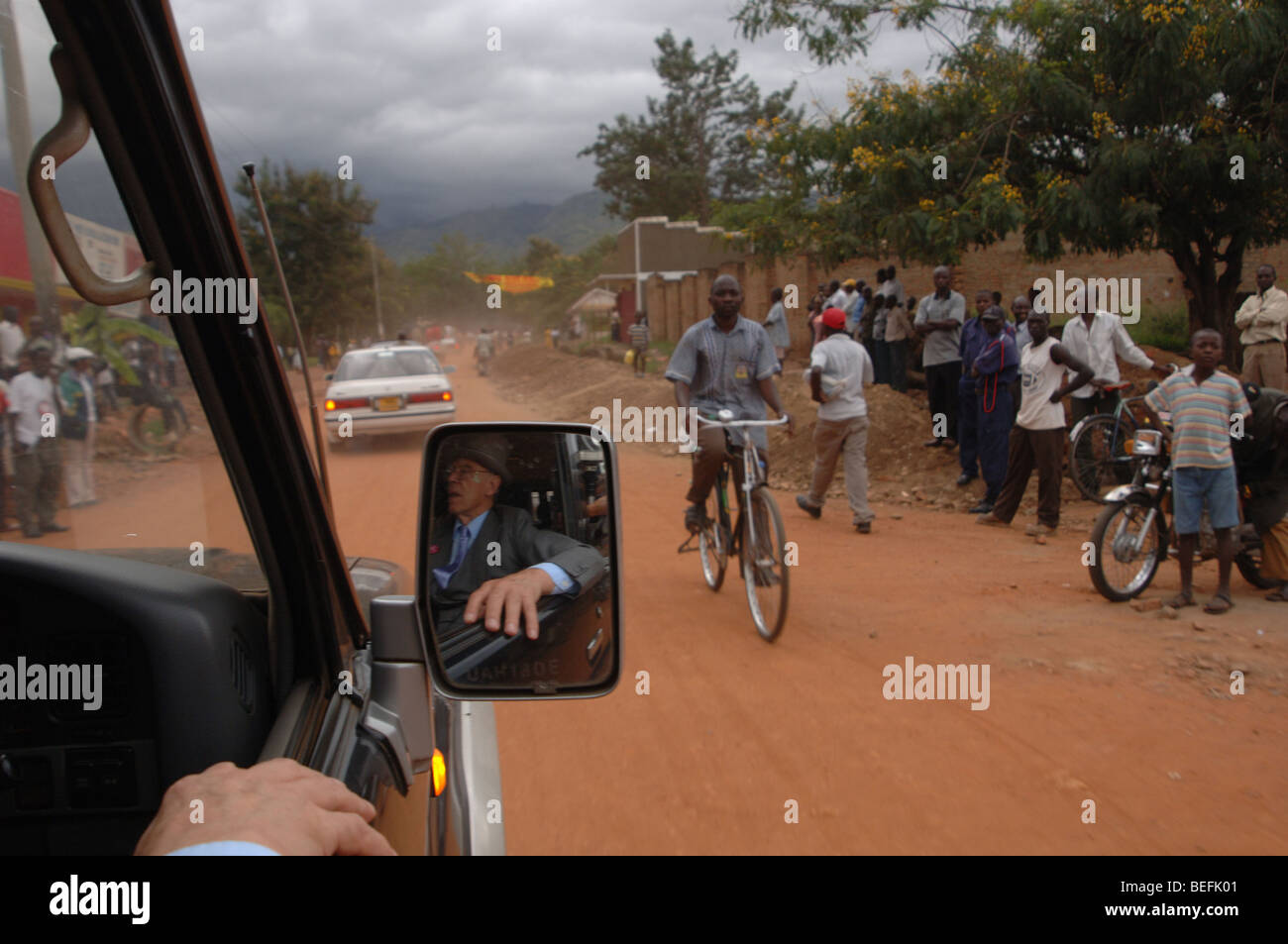 Tom Stacey al matrimonio di mumbere King Charles Wesley di Bakonzo alla regina Agnese, Kasese, Rwenzori Mountains, ovest dell Uganda, Africa Foto Stock