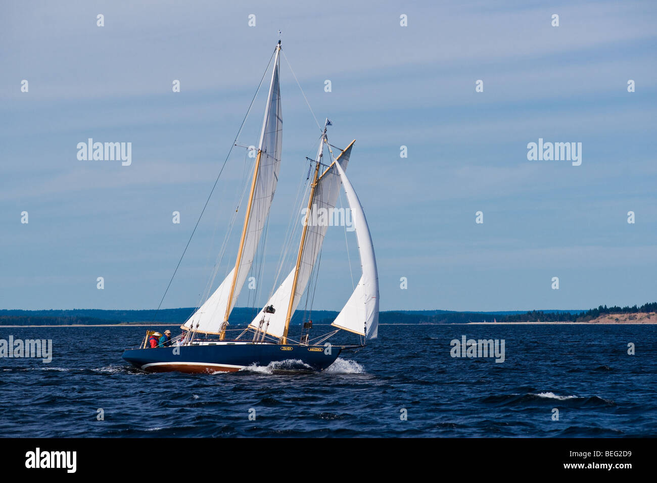 L'Isola di Tancook schooner Amasonia vele sulla Mahone Bay in Nova Scotia. Foto Stock