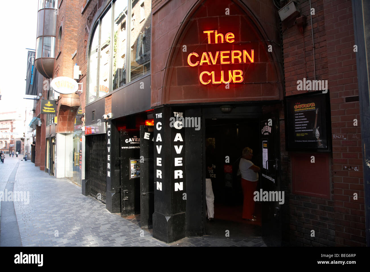 Il nuovo cavern club di mathew street nel centro di Liverpool casa natale dei Beatles Merseyside England Regno Unito Foto Stock