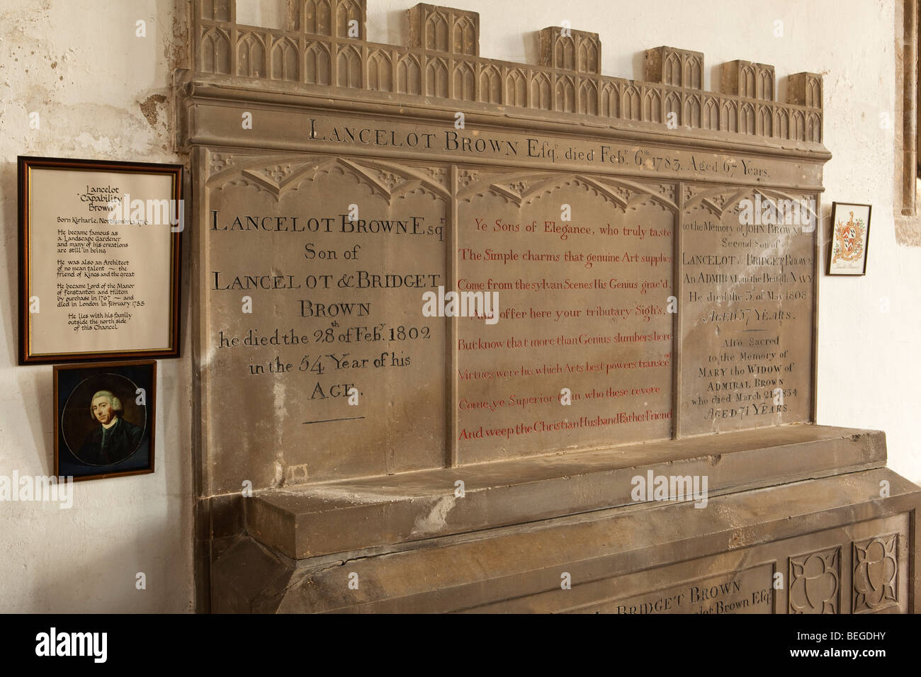 Inghilterra, Cambridgeshire, Fenstanton Chiesa Parrocchiale, coro, memorial a Lancelot Capability Brown Foto Stock