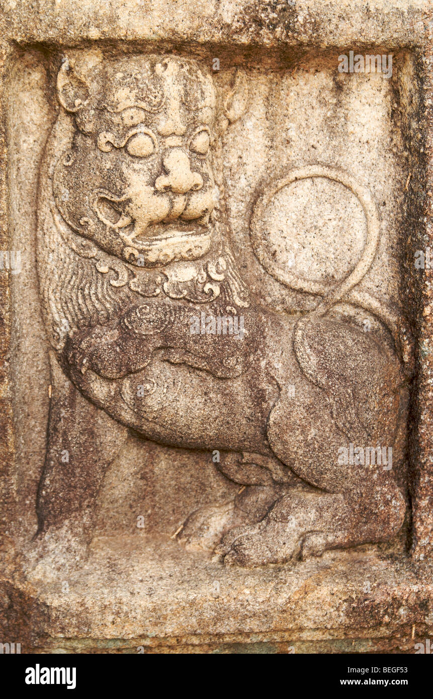 Lion carving Polonnaruwa Sri Lanka Foto Stock