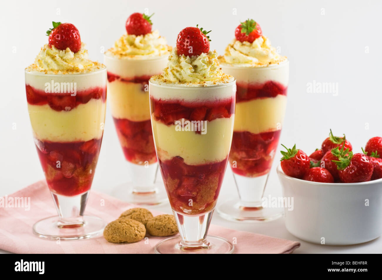 Zuppa di fragole con cibo da dessert Foto Stock