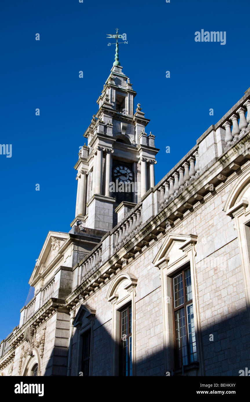 Torquay town hall in inverno duro luce. Foto Stock