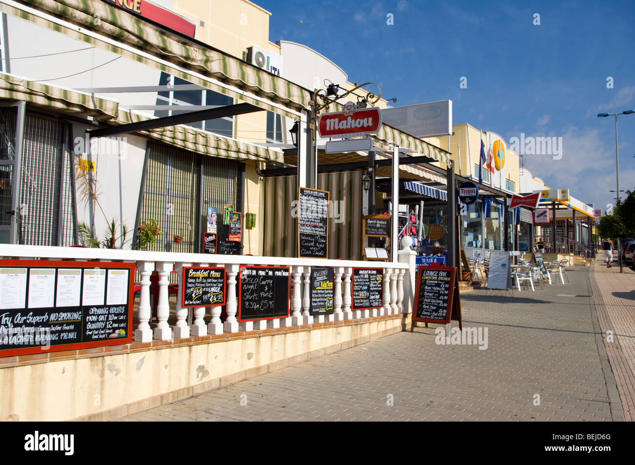 Area commerciale di La Marina Spagna Foto Stock