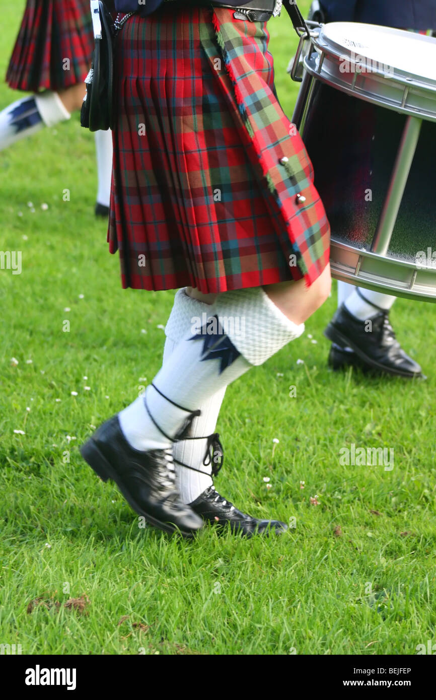 Close-up di un membro di una scozzese Marching Band a Pitlochry, Perth and Kinross, Scozia Foto Stock