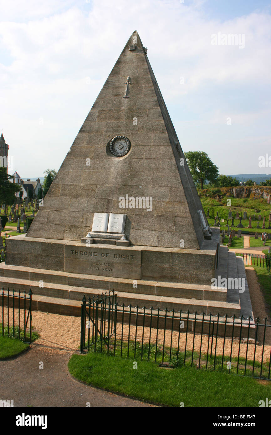 La piramide di stelle a Stirling, Scozia nella chiesa del Santo Rude Foto Stock