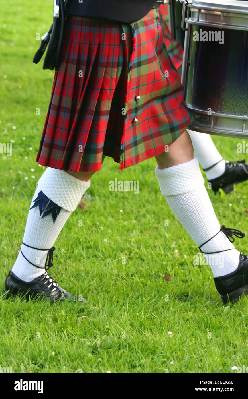 Close-up di un membro di una scozzese Marching Band a Pitlochry, Perth and Kinross, Scozia Foto Stock