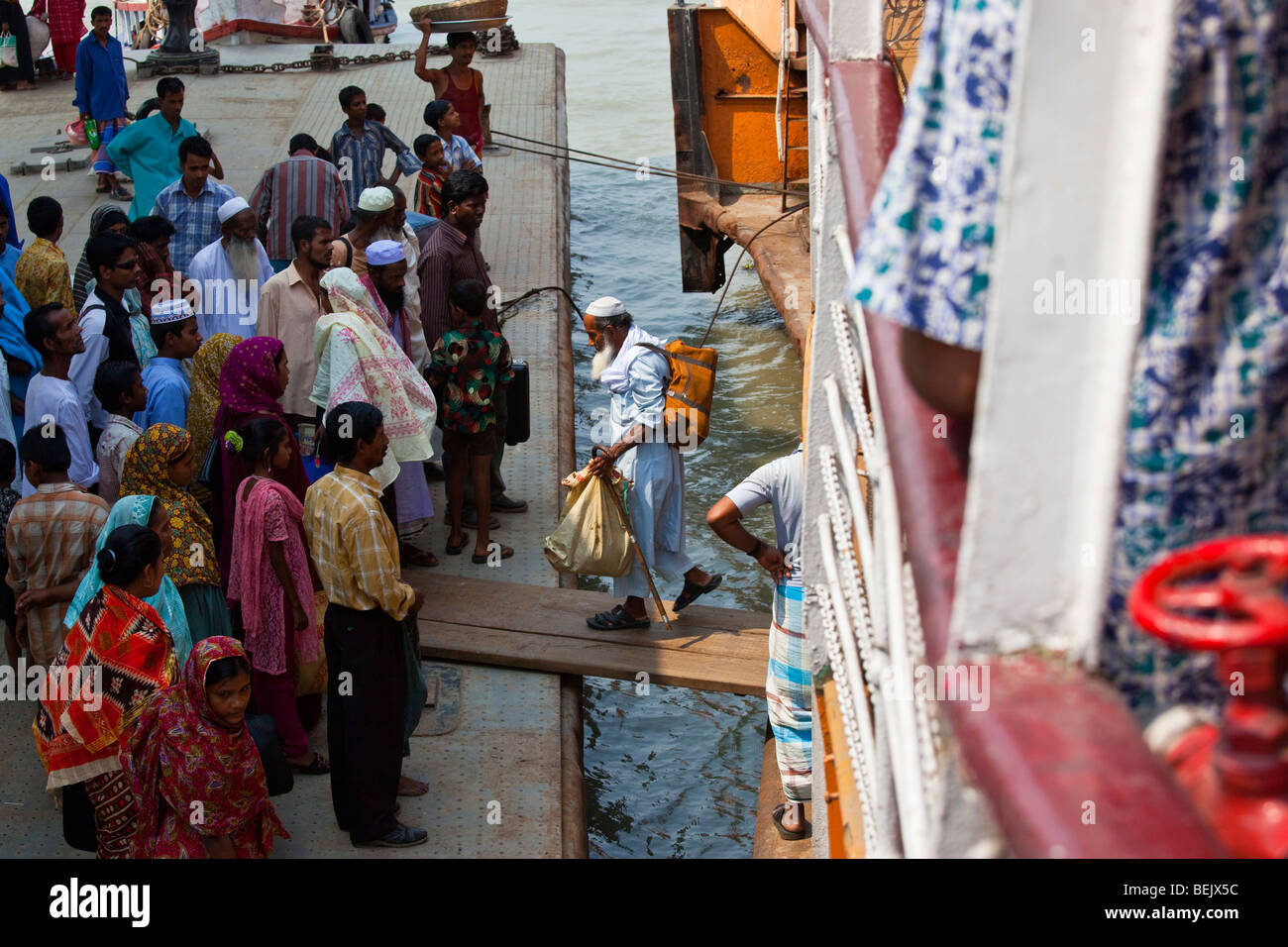 Lo sbarco il razzo sul fiume Buriganga a Dacca in Bangladesh Foto Stock