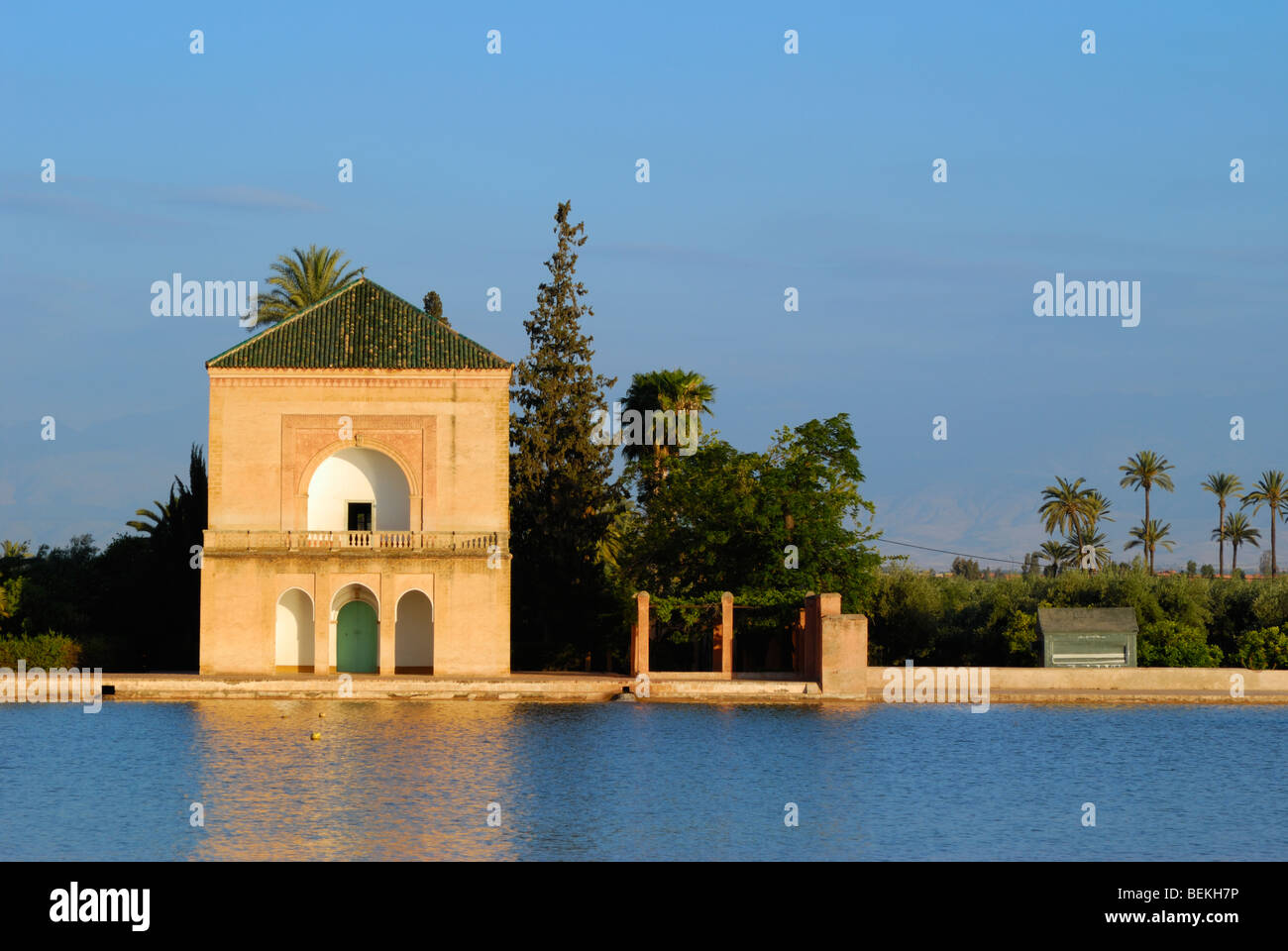 Idi padiglione del giardino, giardino Menara, Marrakech, Marocco Foto Stock