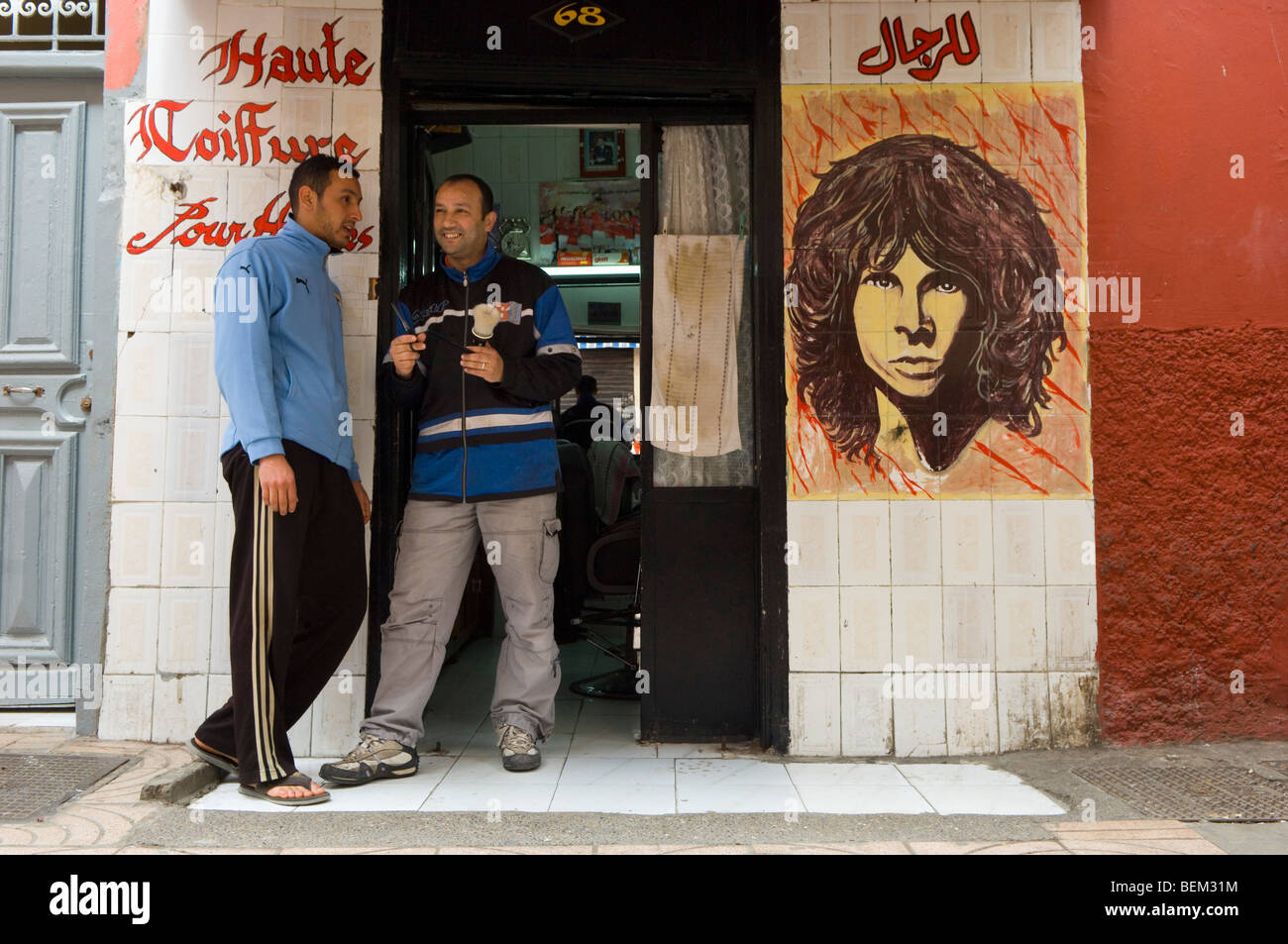 Barber shop nella vecchia Medina, Casablanca, Marocco, Africa Foto Stock