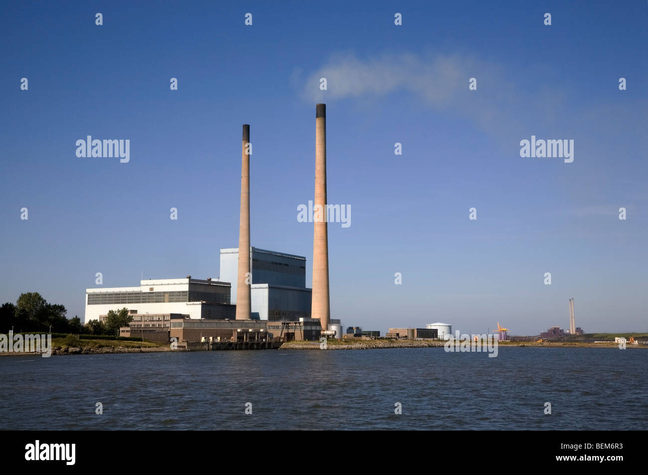 Tarbert power station, sul fiume Shannon, County Kerry, Irlanda Foto Stock