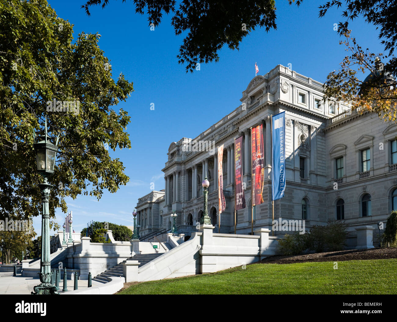 La prima strada facciata del Thomas Jefferson Building, la Biblioteca del Congresso a Washington DC, Stati Uniti d'America Foto Stock
