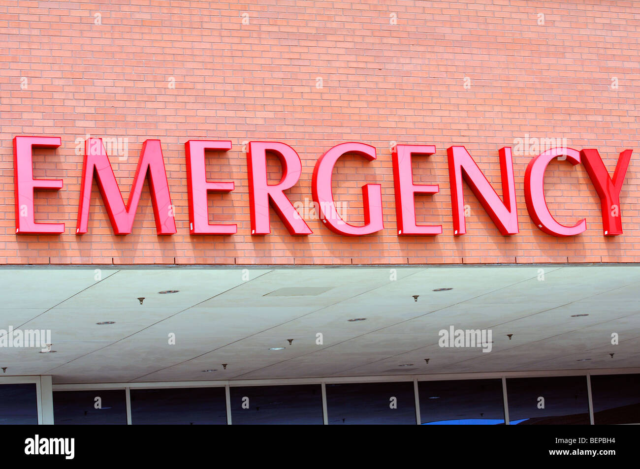 Segno di emergenza Foto Stock