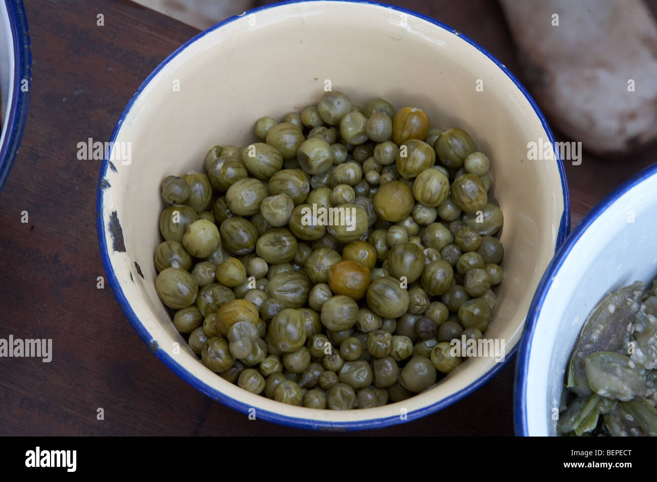 UGANDA cibi tipici del paese. Di verdura verde. Kayunga District. Foto di SEAN SPRAGUE Foto Stock