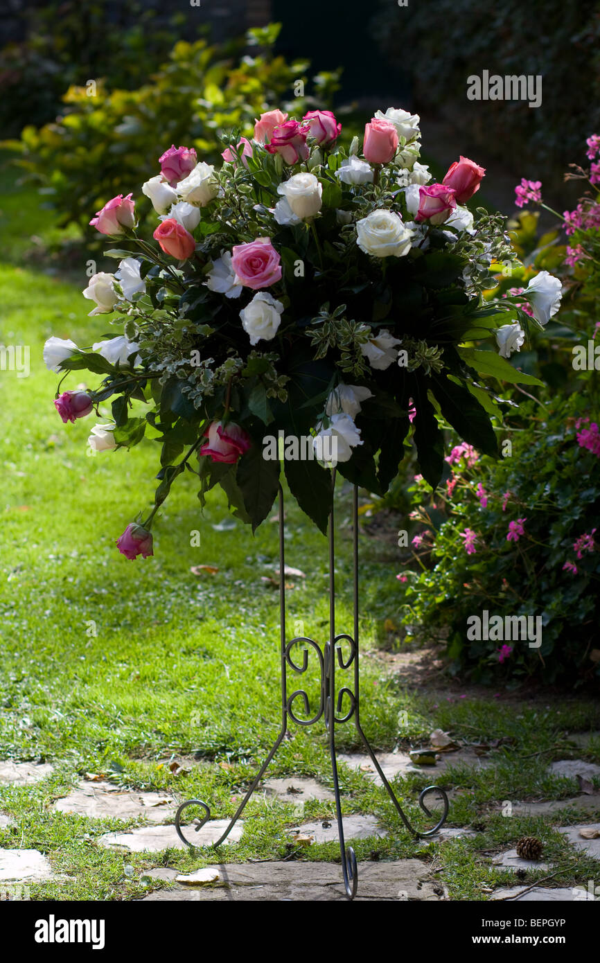 La decorazione floreale in una lussuosa villa italiana Foto Stock