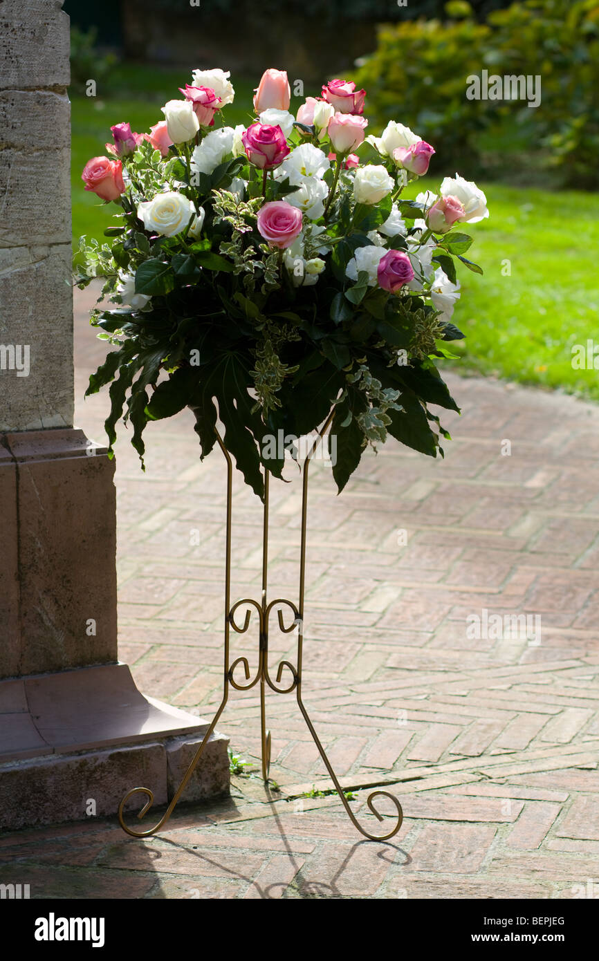 La decorazione floreale in una lussuosa villa italiana Foto Stock