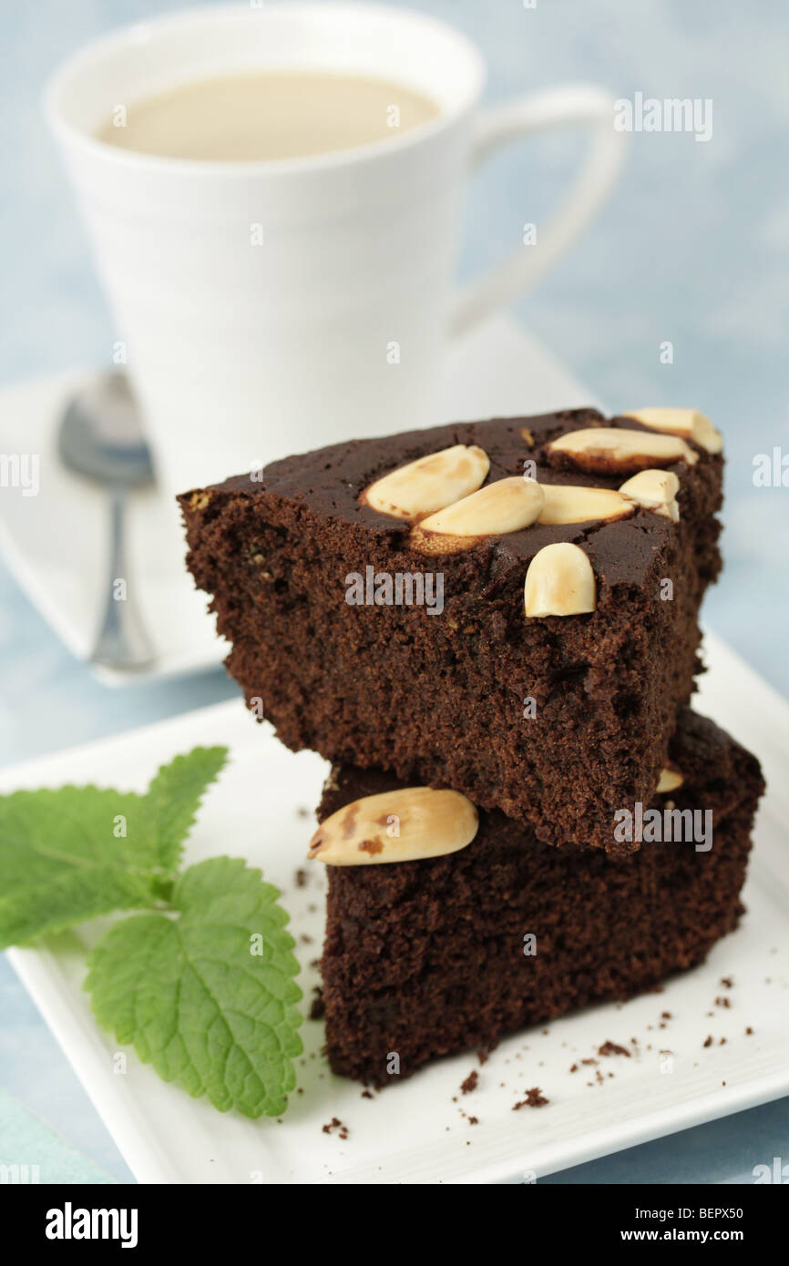 Brownie di mandorla. Ricetta disponibile. Foto Stock