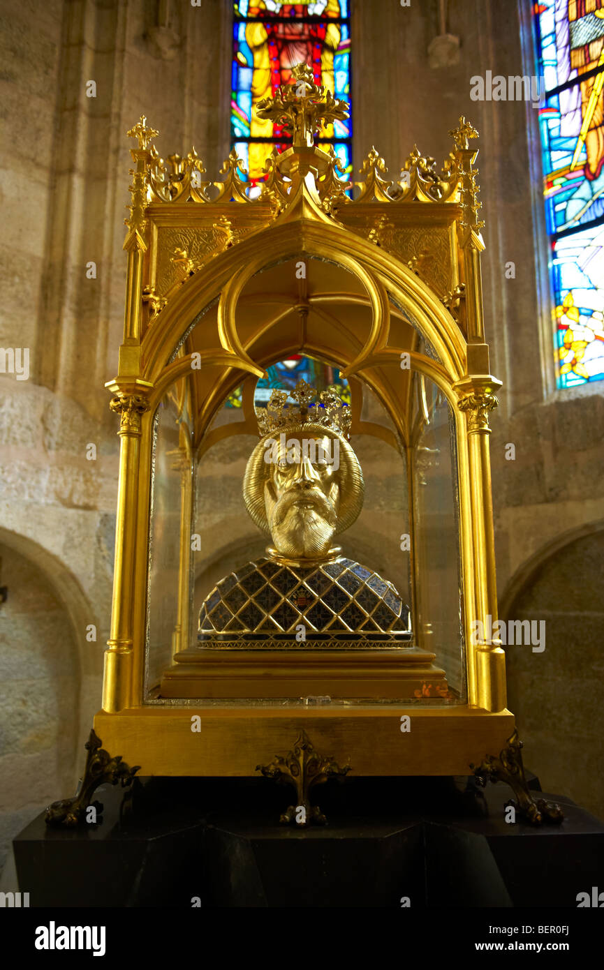Oro Herma gotica del re San Ladislao nella cattedrale - ( Győr ) Gyor Ungheria Foto Stock