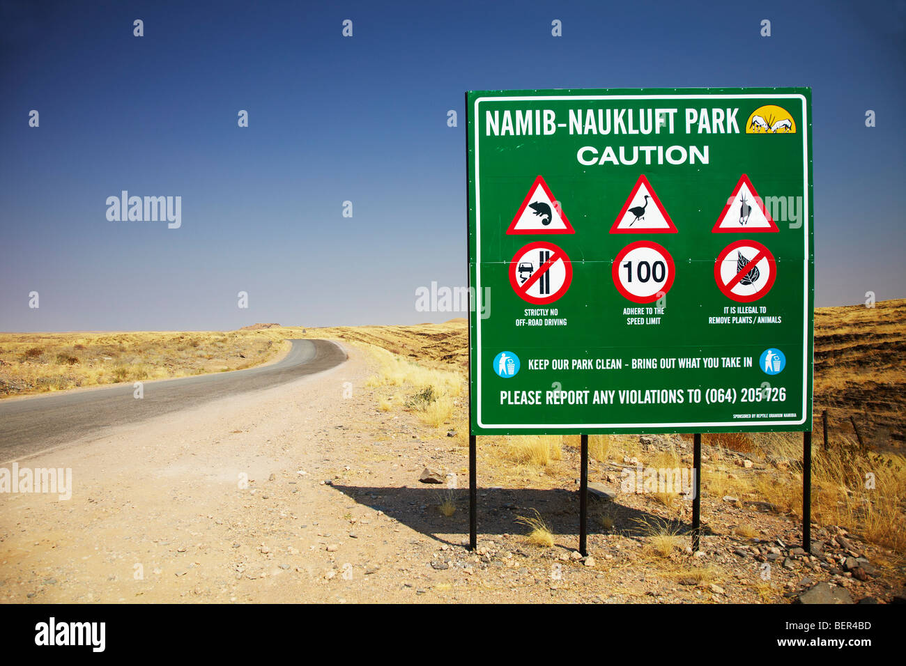 Cartello stradale, Namib Naukluft Park, Namibia Foto Stock