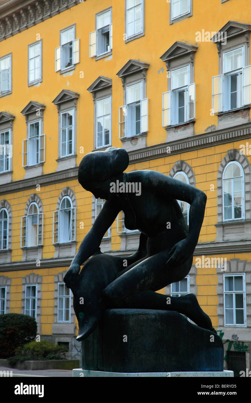 Austria, Graz, statua, Architettura tipica Foto Stock