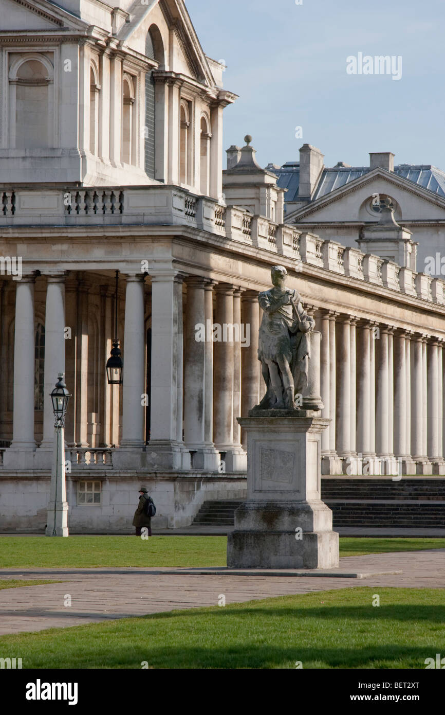 George II statua nel parco di Greenwich Hospital, Londra UK. Foto Stock