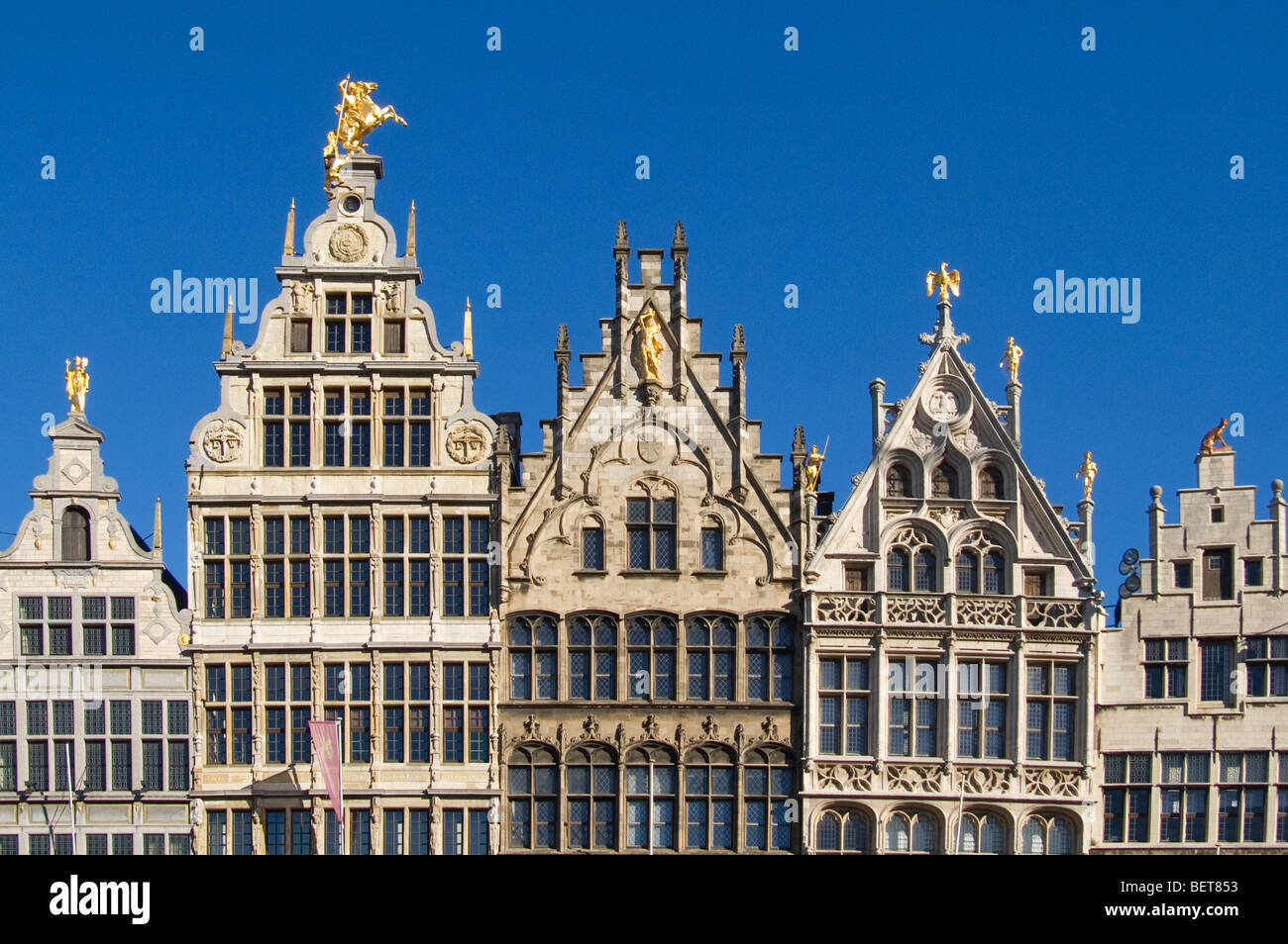 Le case delle corporazioni presso la Piazza della Città di Anversa, Belgio, Europa Foto Stock