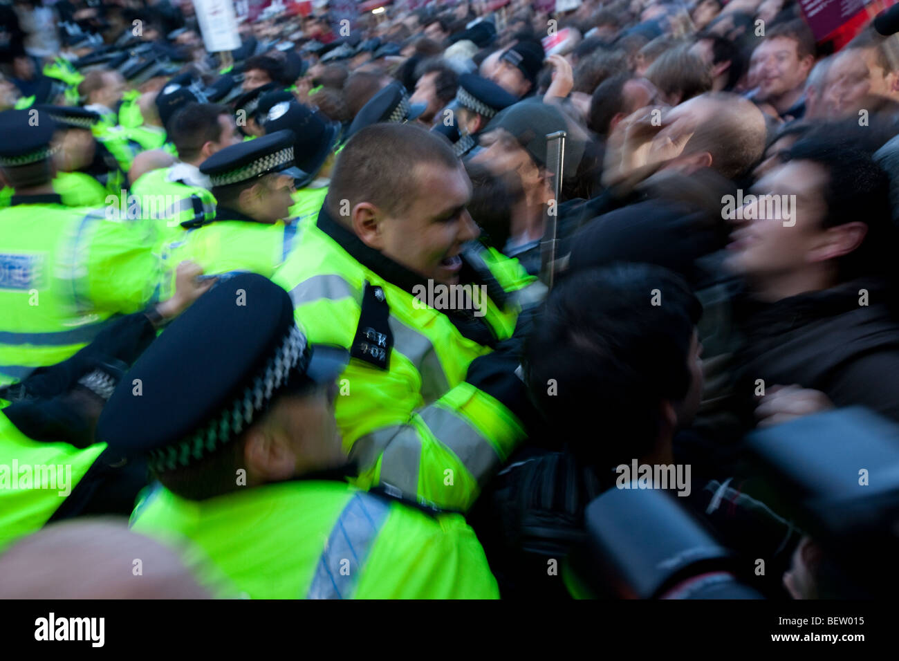 Protesta al di fuori della televisione BBC House Foto Stock