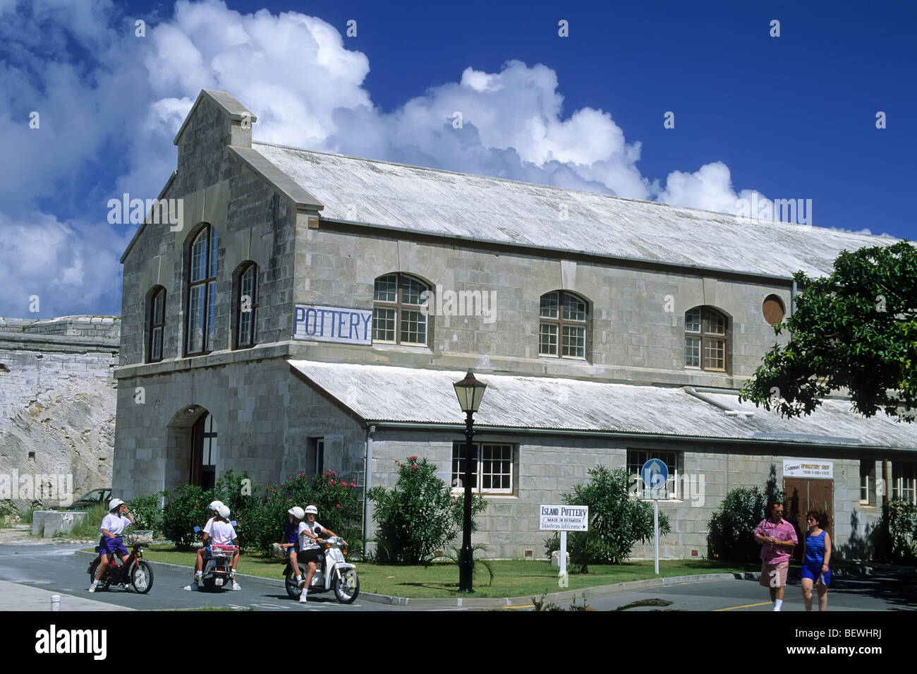 Isola di edificio in ceramica nella Royal Naval Dockyard in Parrocchia Sandys sul West End di Bermuda Foto Stock