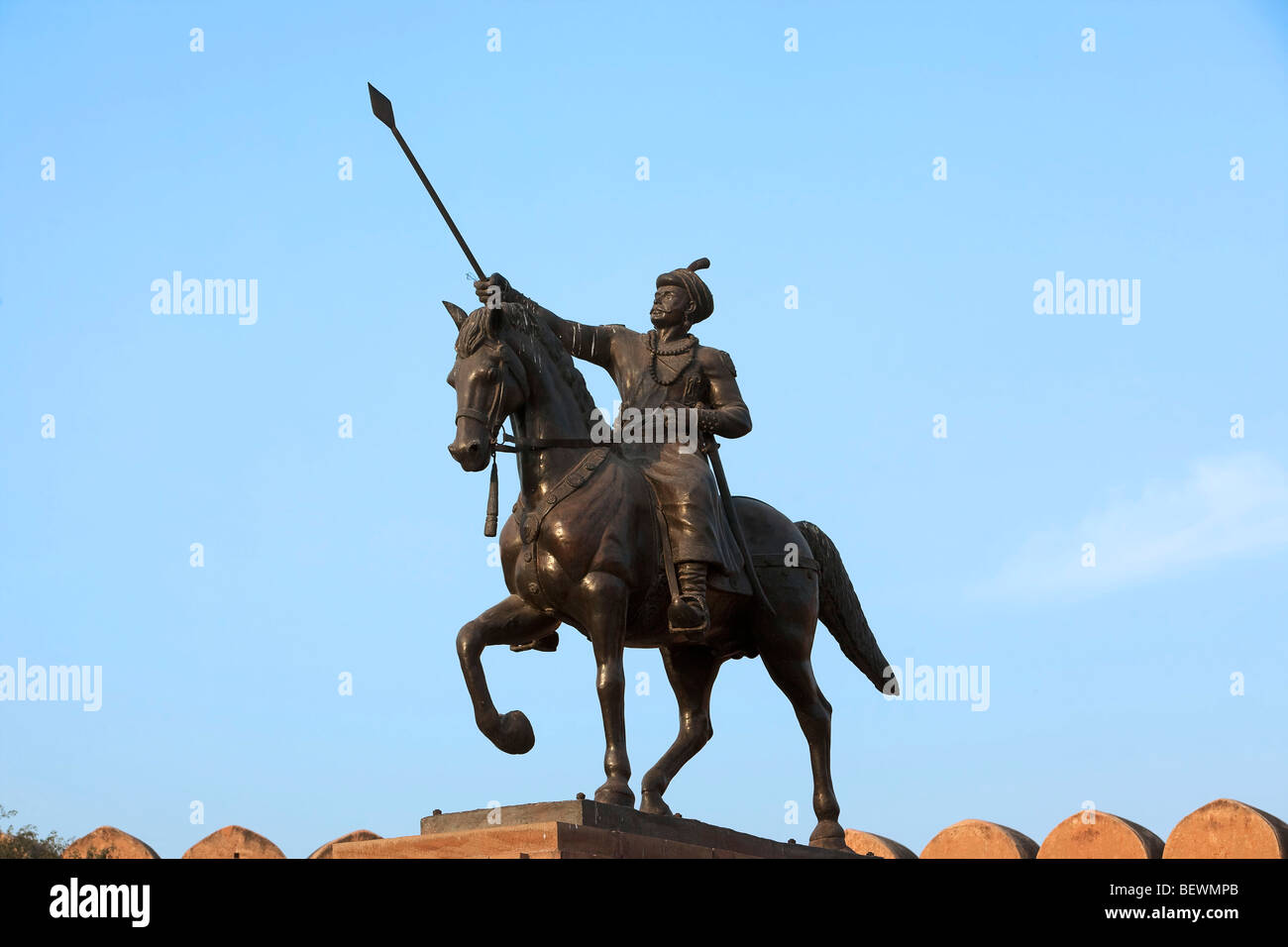 Jganga singh statua junagarh Fort nella città di Bikaner Rajasthan in India Foto Stock