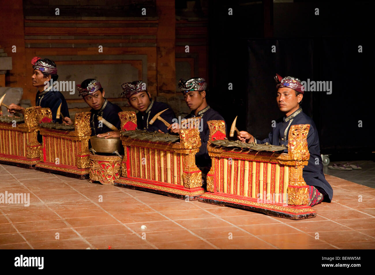 Gamelan musicisti, Bali, Indonesia Foto Stock