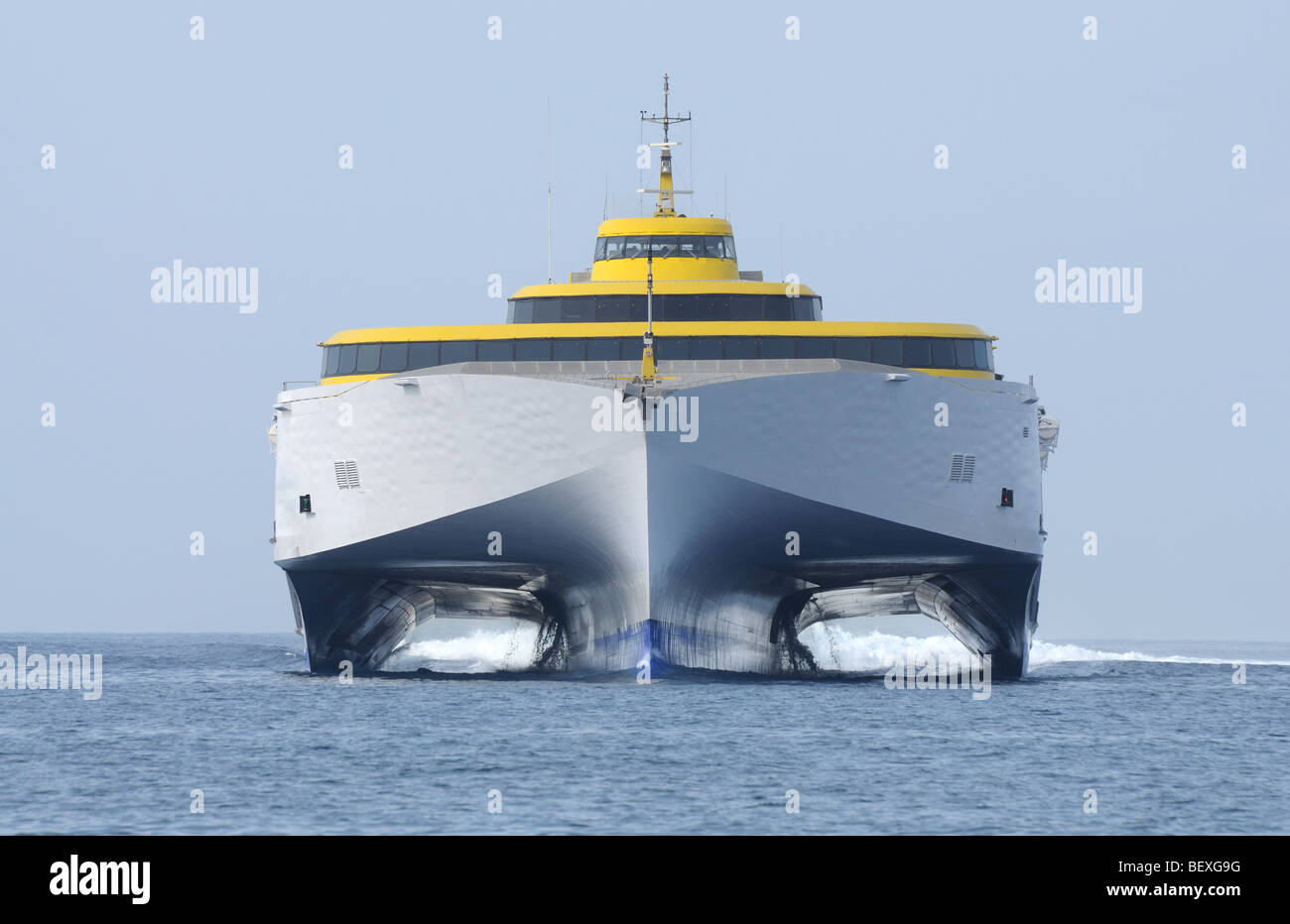 Moderna e alta velocità nave traghetto Foto Stock