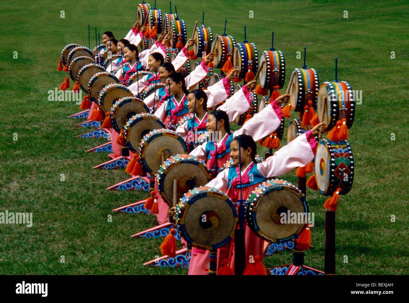 Corea Changgo (ora tamburo di vetro) Dance Foto Stock