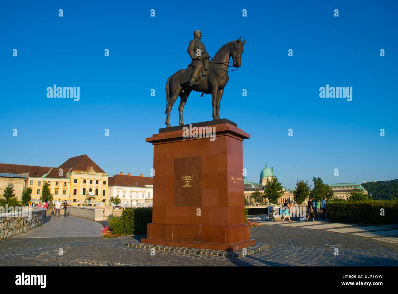 Statua del Re Santo Stefano sulla Collina del Castello Budapest Ungheria Europa Foto Stock