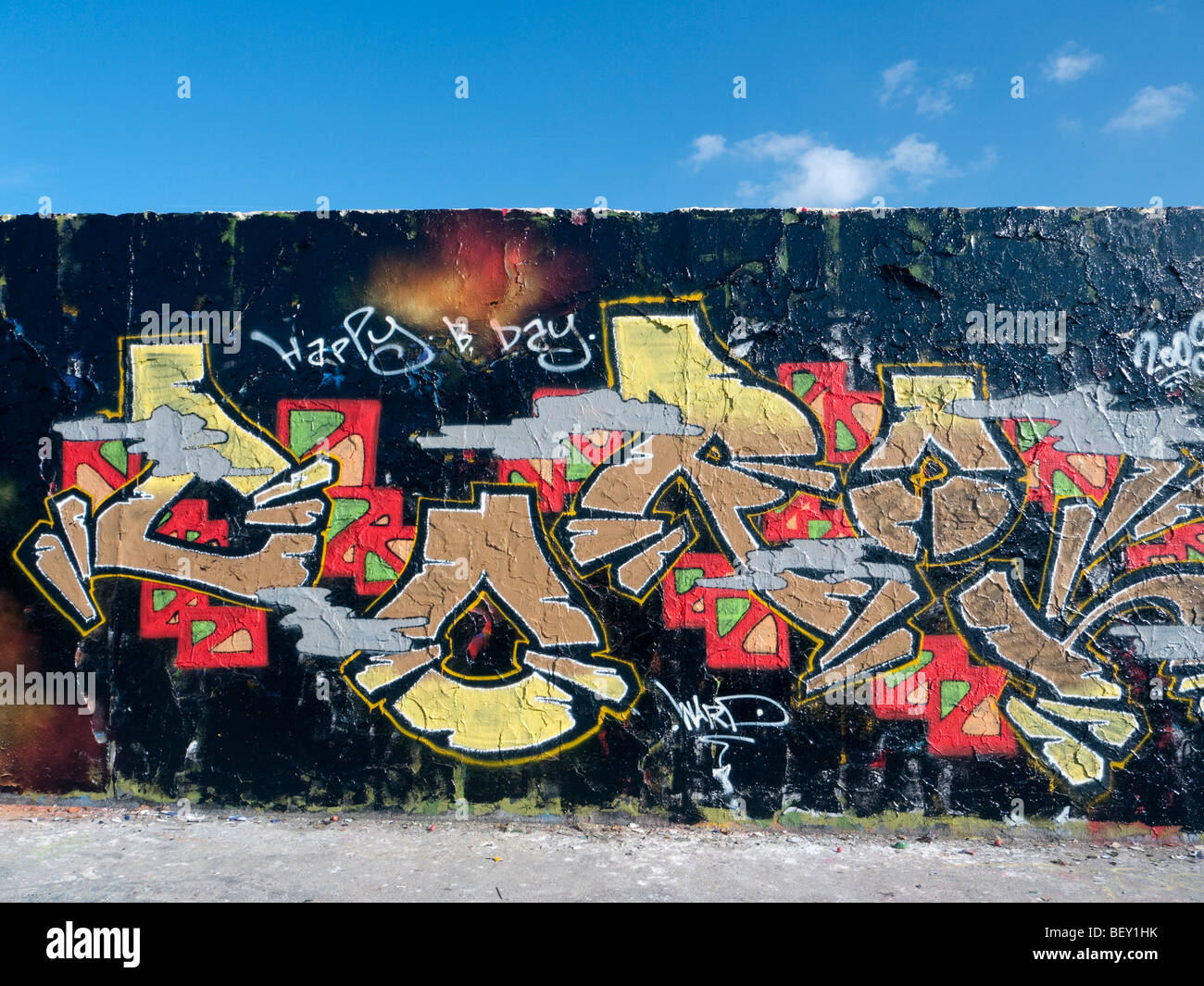Graffiti sul muro a Mauer Park a Berlino Foto Stock