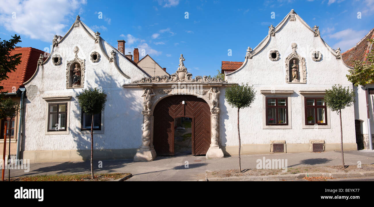 I due mori Casa (K t m r h z). Rustica architettura barocca - Sopron, Ungheria Foto Stock