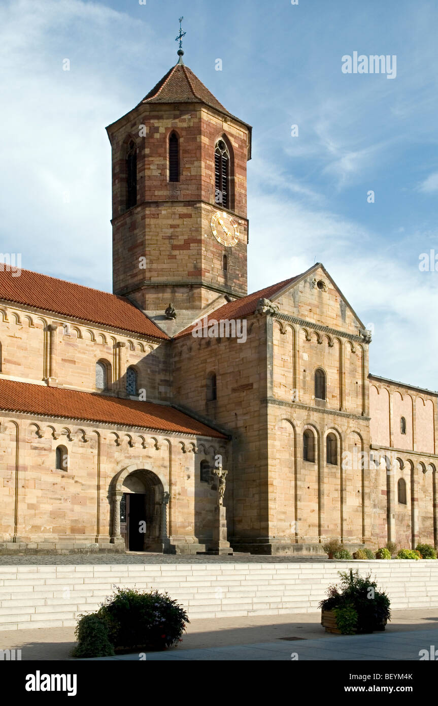 La chiesa dei santi Pietro e Paolo in Rosheim - Alsazia - Francia Foto Stock