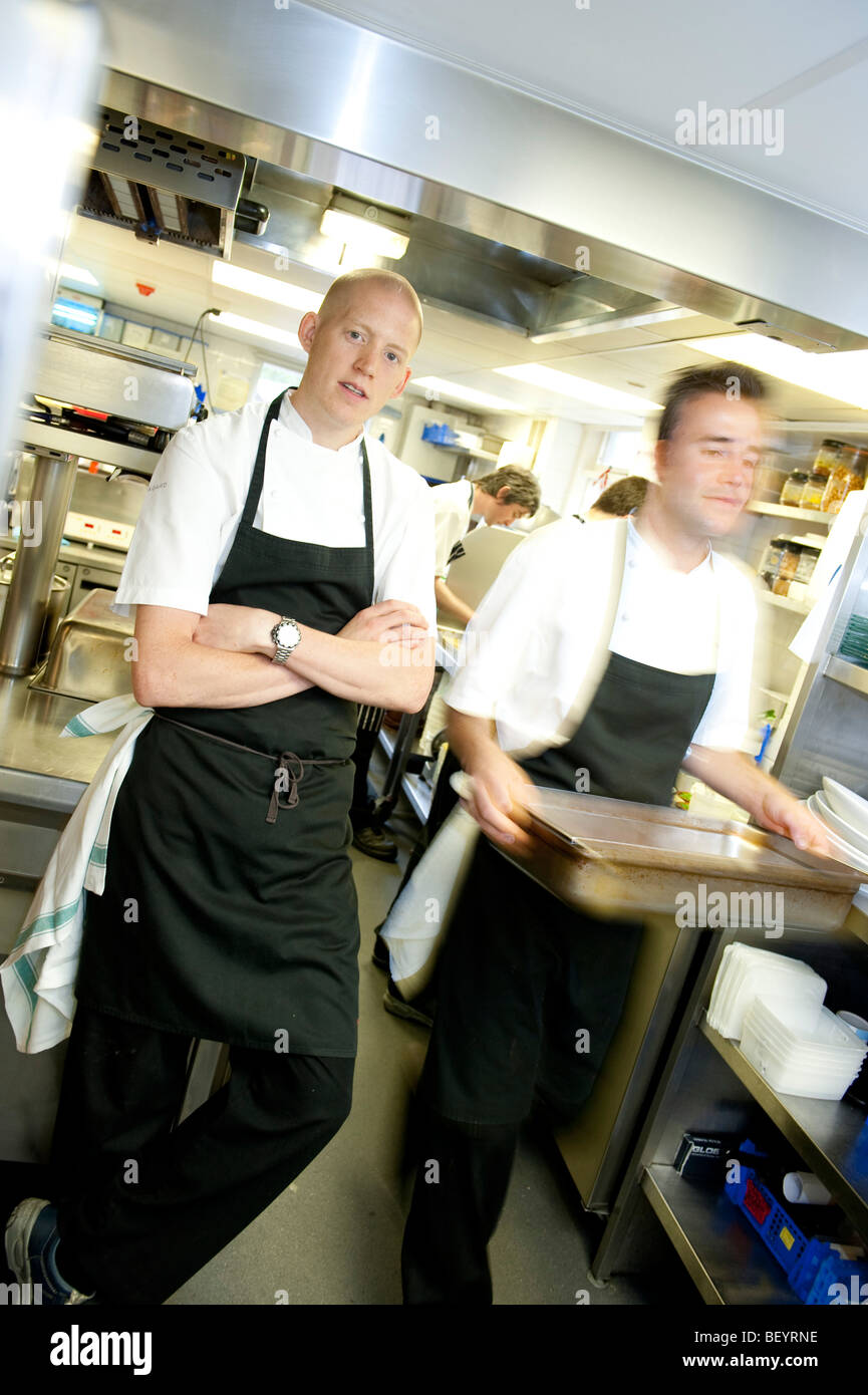 Sarà Holland, capo chef della Michelin La Becasse ristorante, Ludlow, Shropshire, Regno Unito Foto Stock
