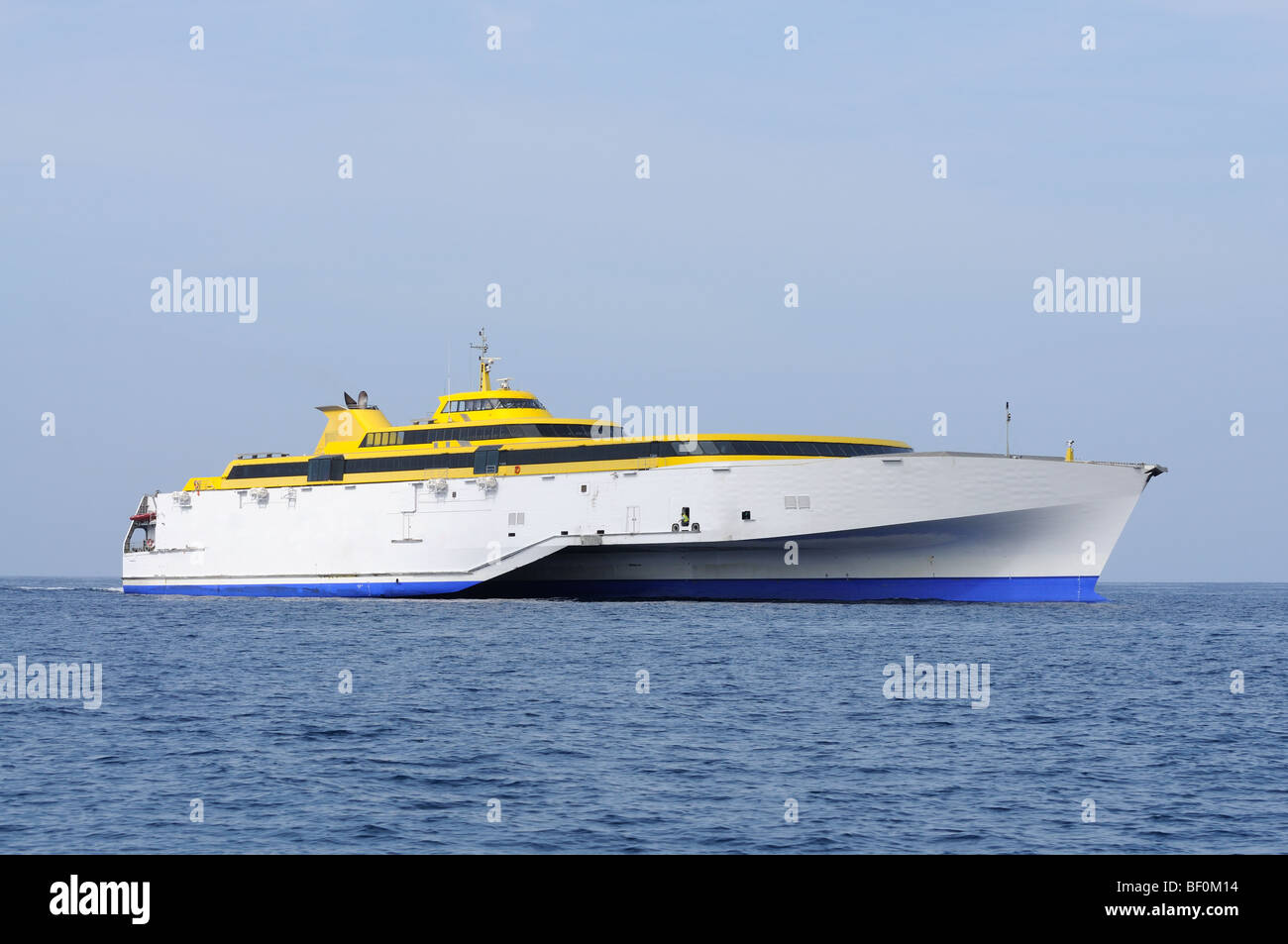 Moderna e alta velocità di traghetto Foto Stock